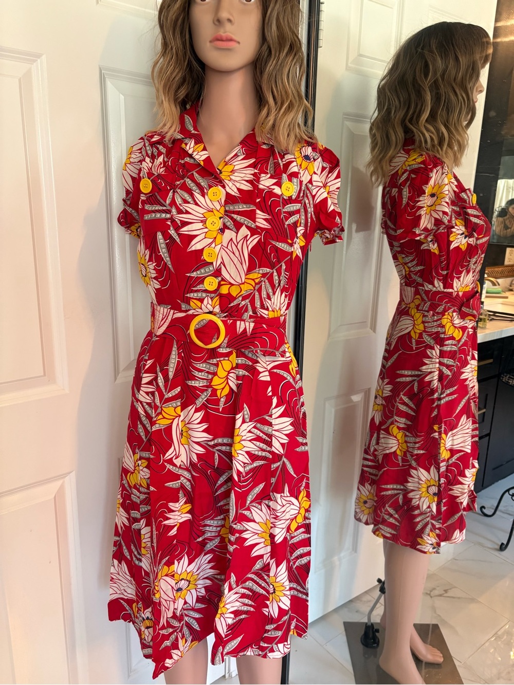 Trashy Diva Waterlilies Red Yellow Floral Belted Dress pinup rockabilly - Picture 3 of 7